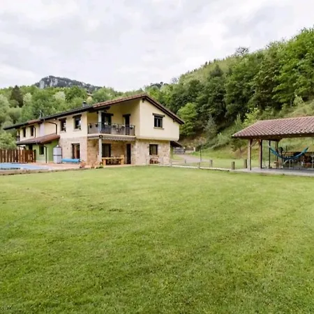 Casa vacanze Privada Con Bano Individual En Chalet Con Piscina Climatizada *