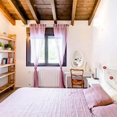 Privada Con Bano Individual En Chalet Con Piscina Climatizada